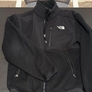 The North Face Men's Black Performance Jacket